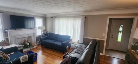 21351 Crystal Avenue Euclid OH 44123