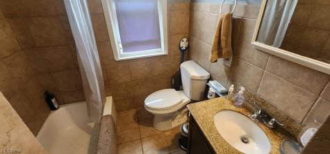 21351 Crystal Avenue Euclid OH 44123