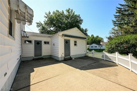 105 Grove Street Lodi OH 44254