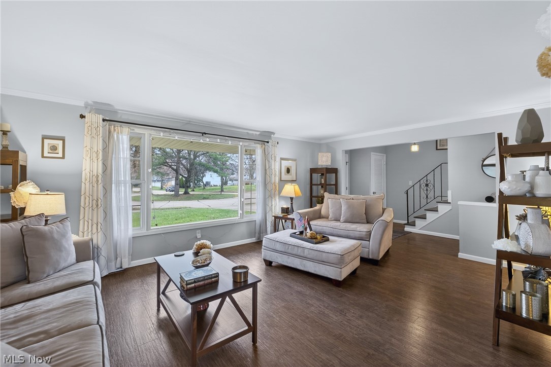 1044 Linden Lane Lyndhurst OH 44124
