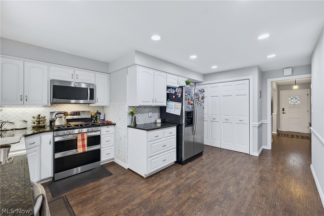 1044 Linden Lane Lyndhurst OH 44124