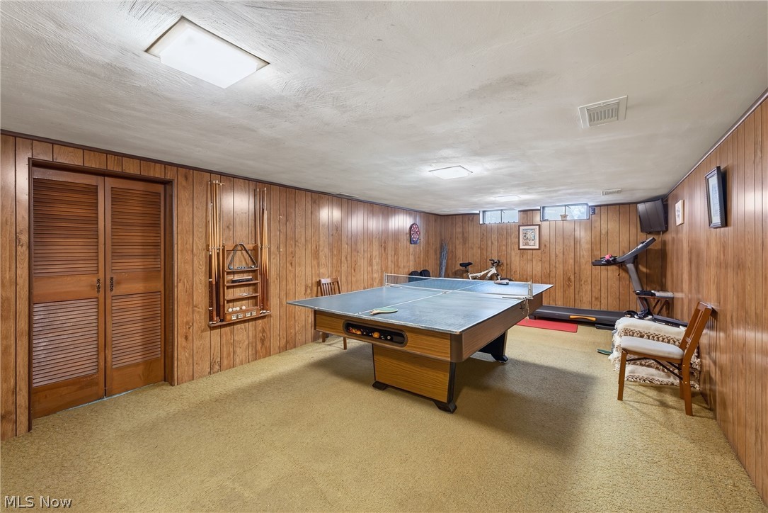 1044 Linden Lane Lyndhurst OH 44124