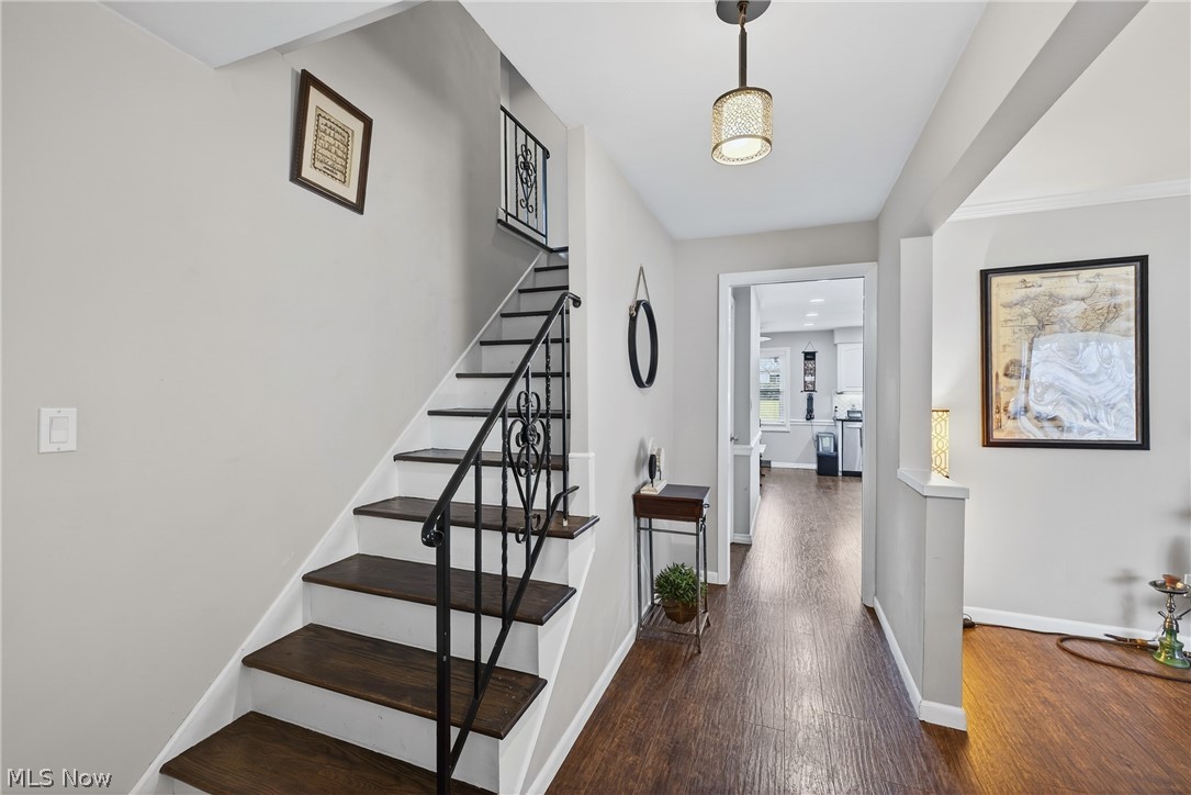 1044 Linden Lane Lyndhurst OH 44124