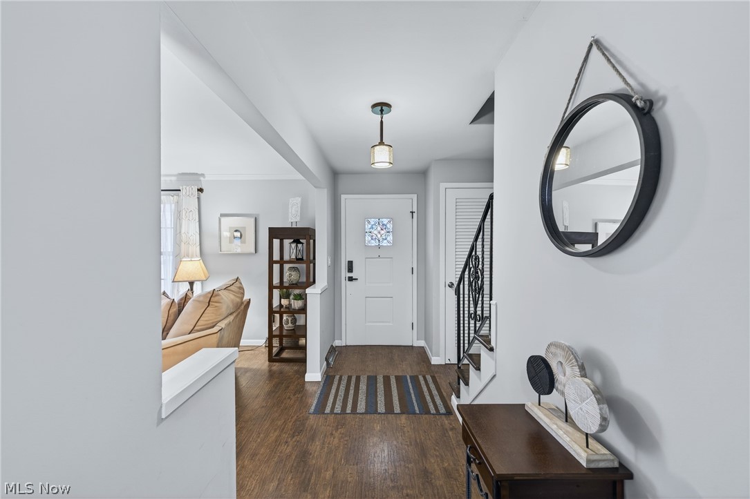 1044 Linden Lane Lyndhurst OH 44124