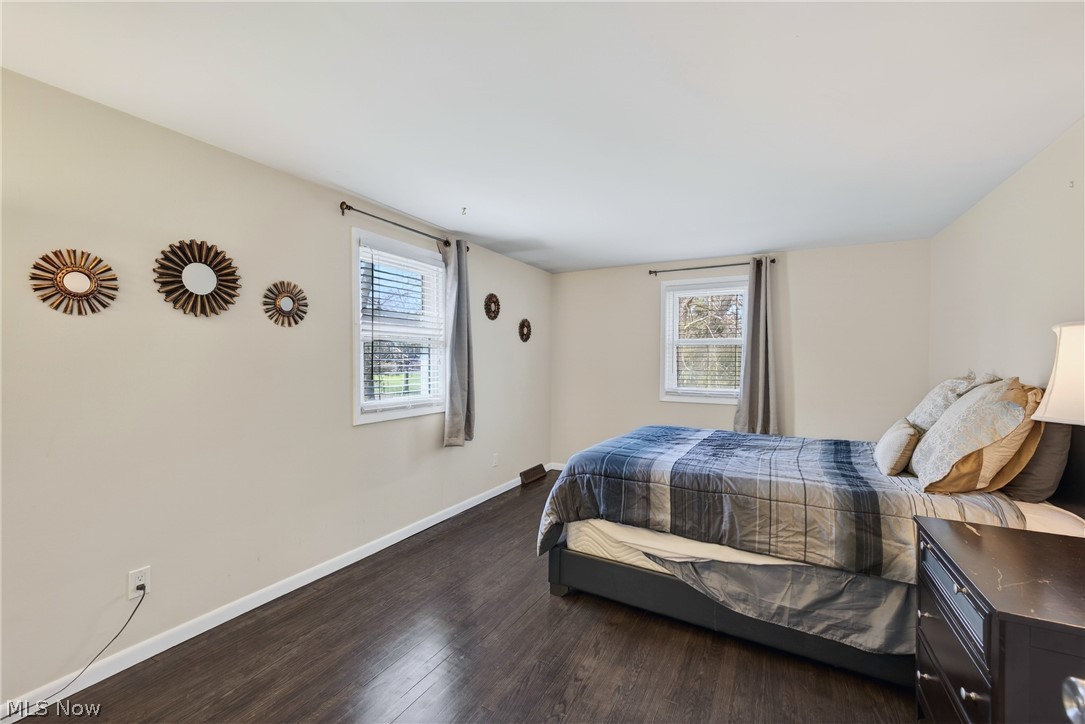 1044 Linden Lane Lyndhurst OH 44124