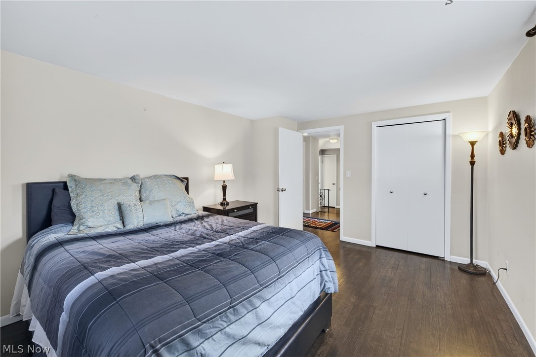1044 Linden Lane Lyndhurst OH 44124