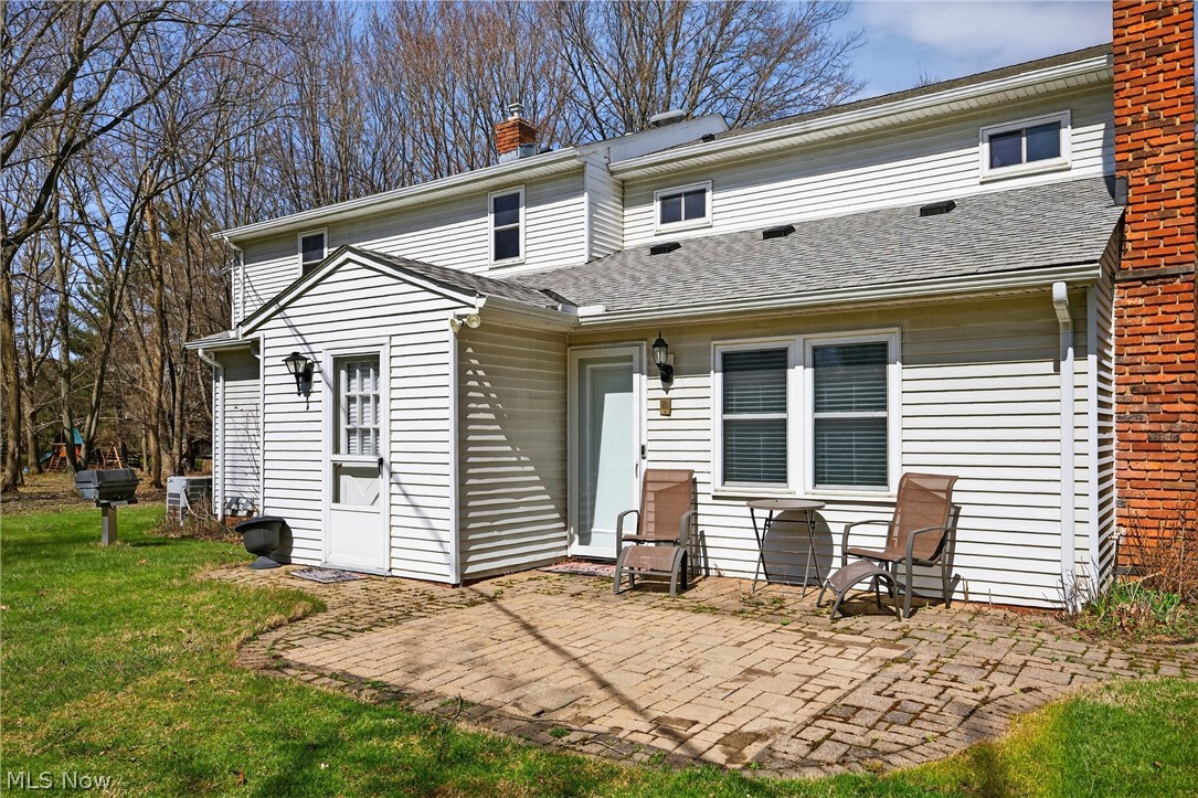 1044 Linden Lane Lyndhurst OH 44124