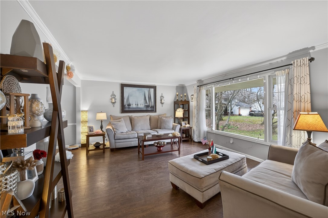1044 Linden Lane Lyndhurst OH 44124