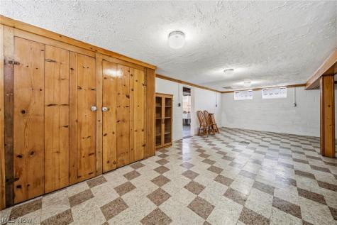 5703 Pelham Drive Parma OH 44129