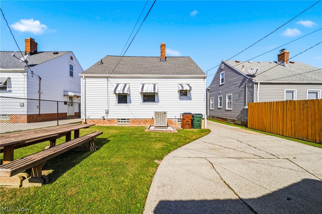 5703 Pelham Drive Parma OH 44129