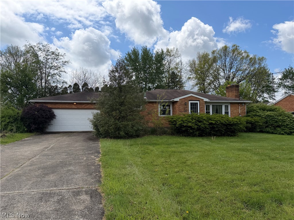 3858 Easton Street NE Canton OH 44721