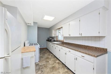 1325 Delverne Avenue SW Canton OH 44710
