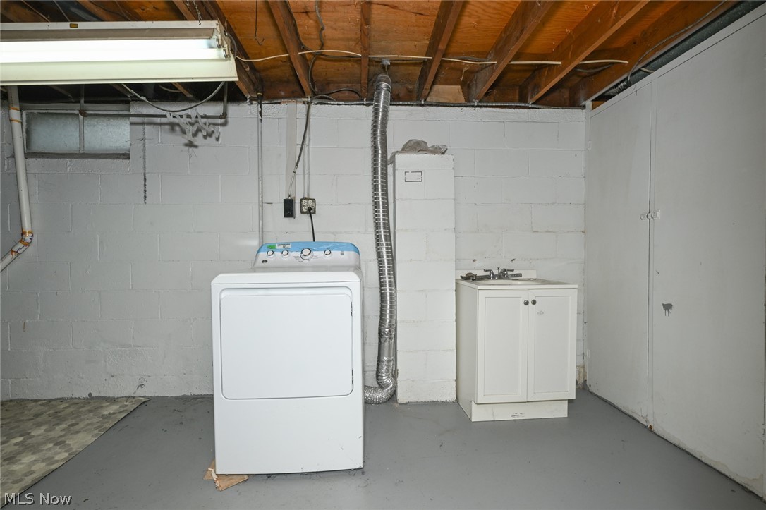 1325 Delverne Avenue SW Canton OH 44710
