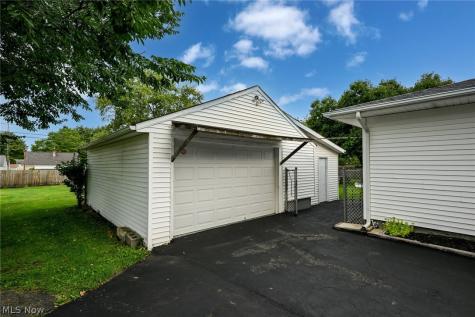 1325 Delverne Avenue SW Canton OH 44710