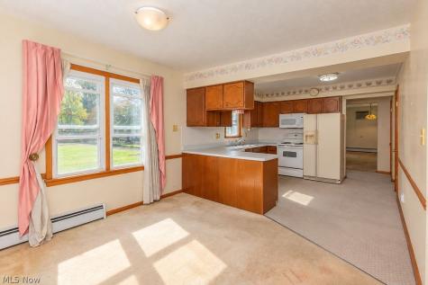 2361 Weymouth Road Hinckley OH 44233