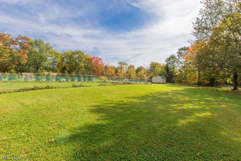 2361 Weymouth Road Hinckley OH 44233