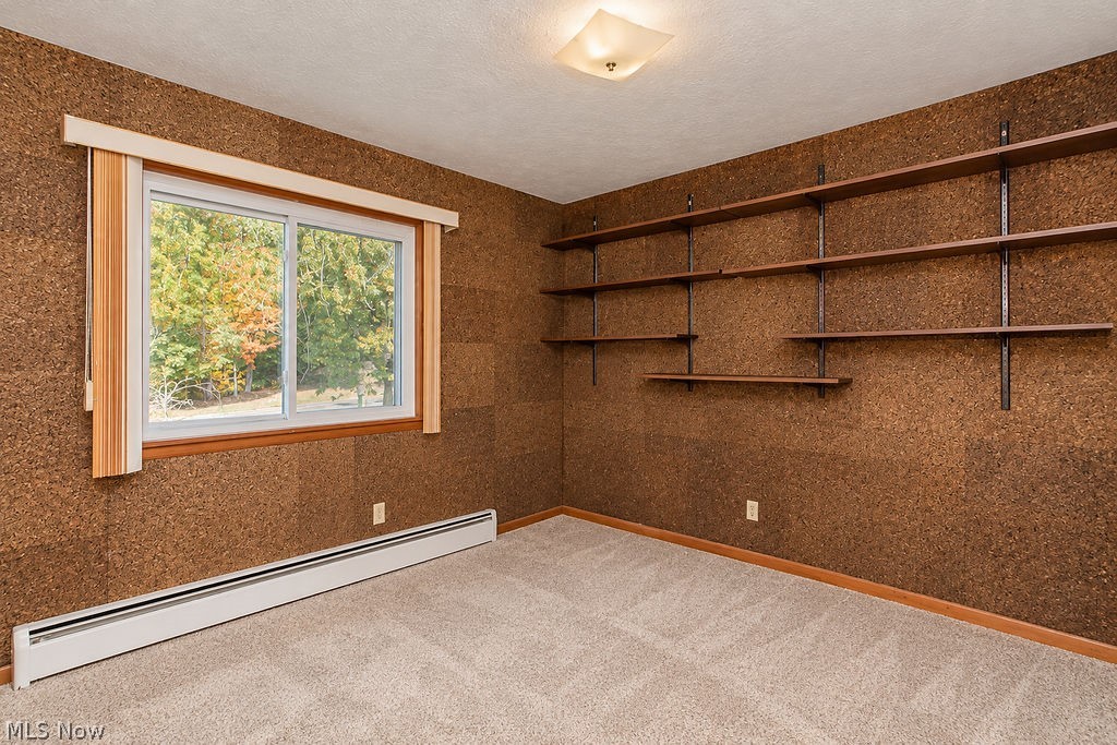 2361 Weymouth Road Hinckley OH 44233