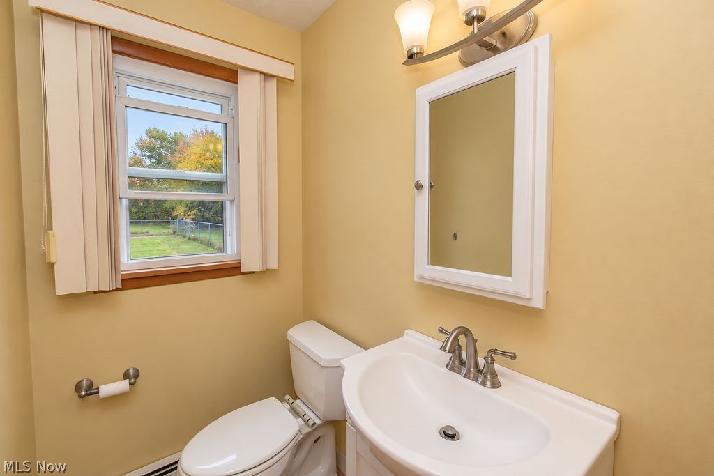 2361 Weymouth Road Hinckley OH 44233