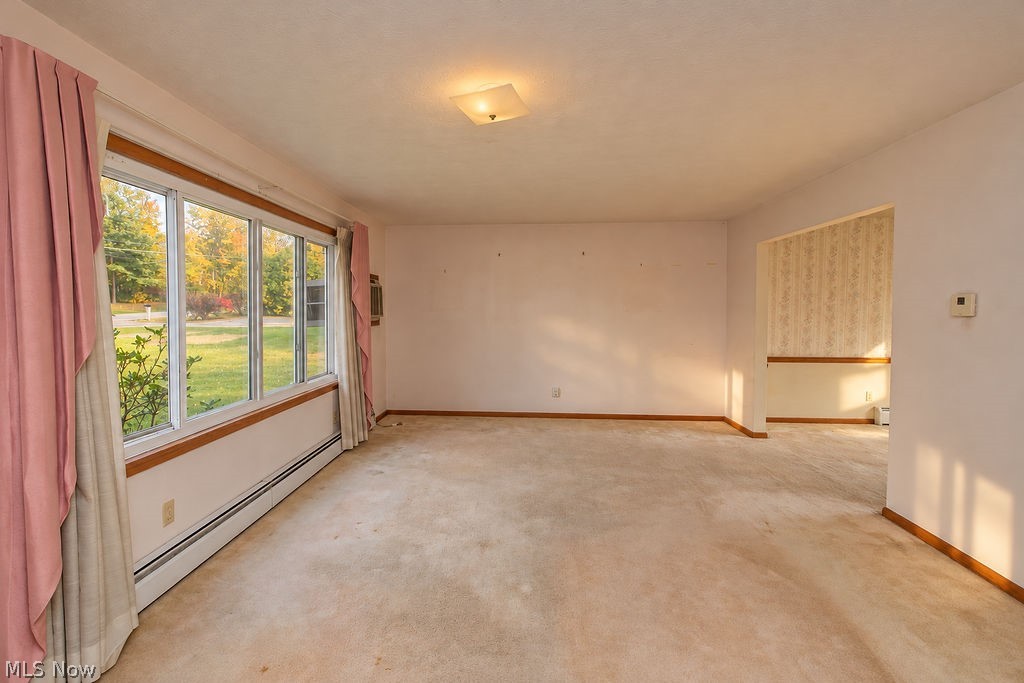 2361 Weymouth Road Hinckley OH 44233