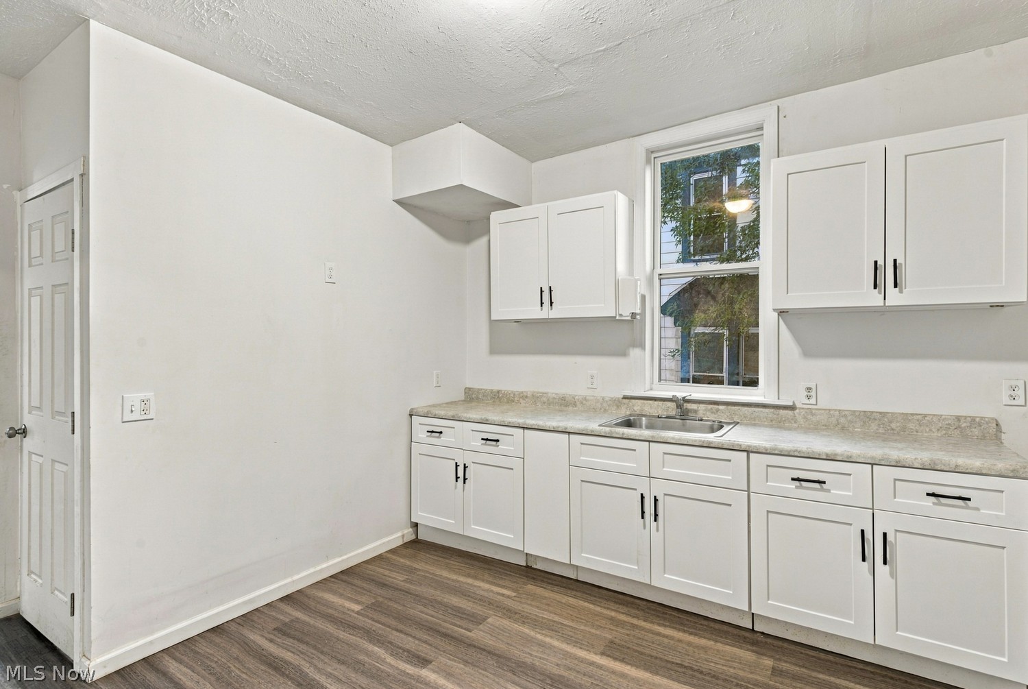 108 W Long Street Akron OH 44301