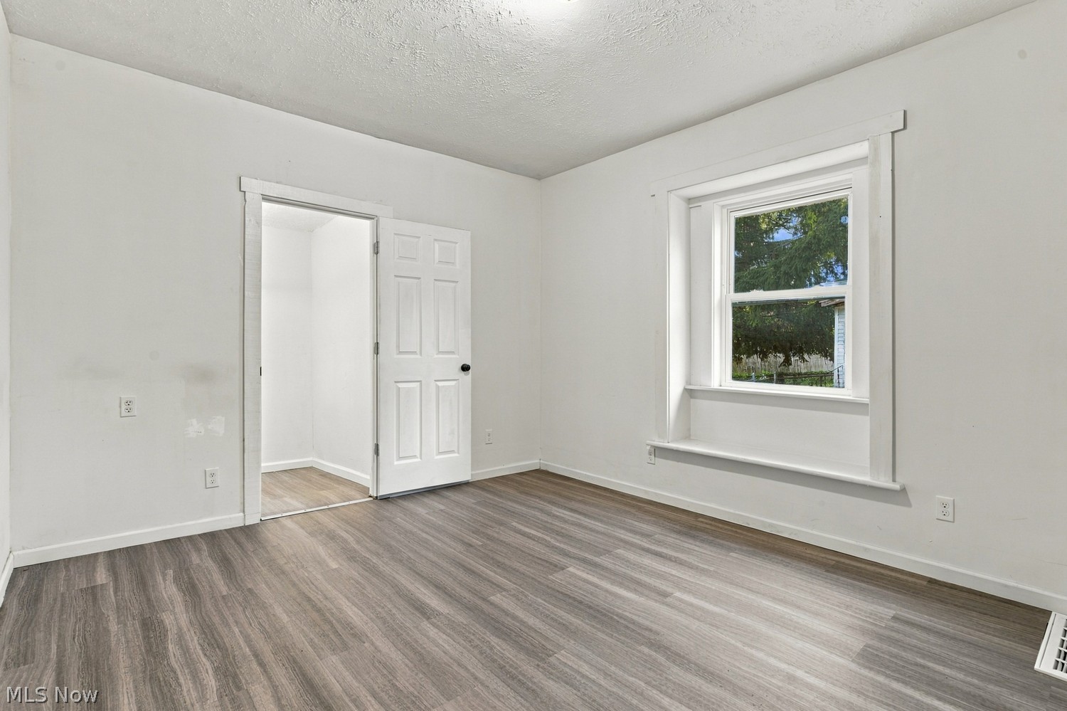 108 W Long Street Akron OH 44301