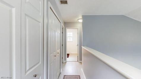 8683 Kingfisher Lane Macedonia OH 44056