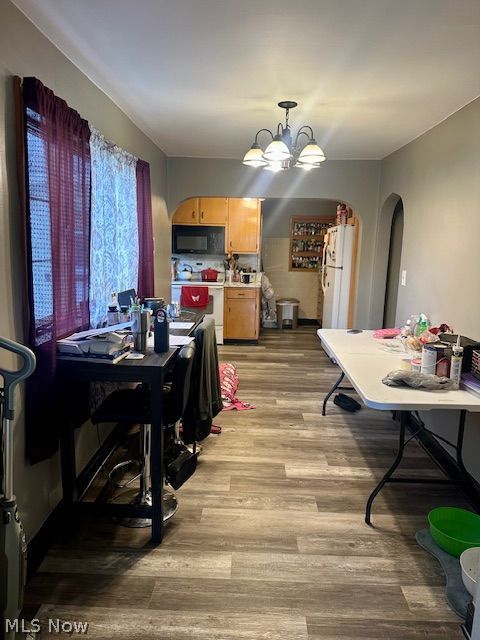 208 W Marshall Road Mcdonald OH 44437