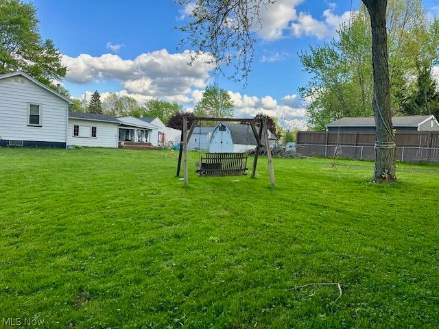 208 W Marshall Road Mcdonald OH 44437