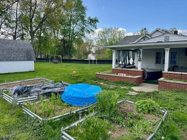 208 W Marshall Road Mcdonald OH 44437