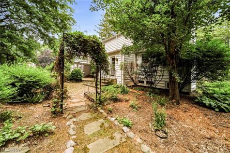 7364 Johnnycake Ridge Road Mentor OH 44060