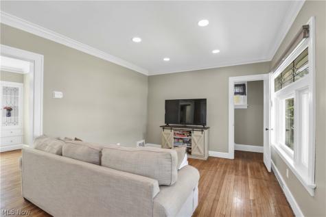 4213 W 223rd Street Fairview Park OH 44126