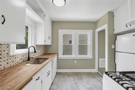 4213 W 223rd Street Fairview Park OH 44126