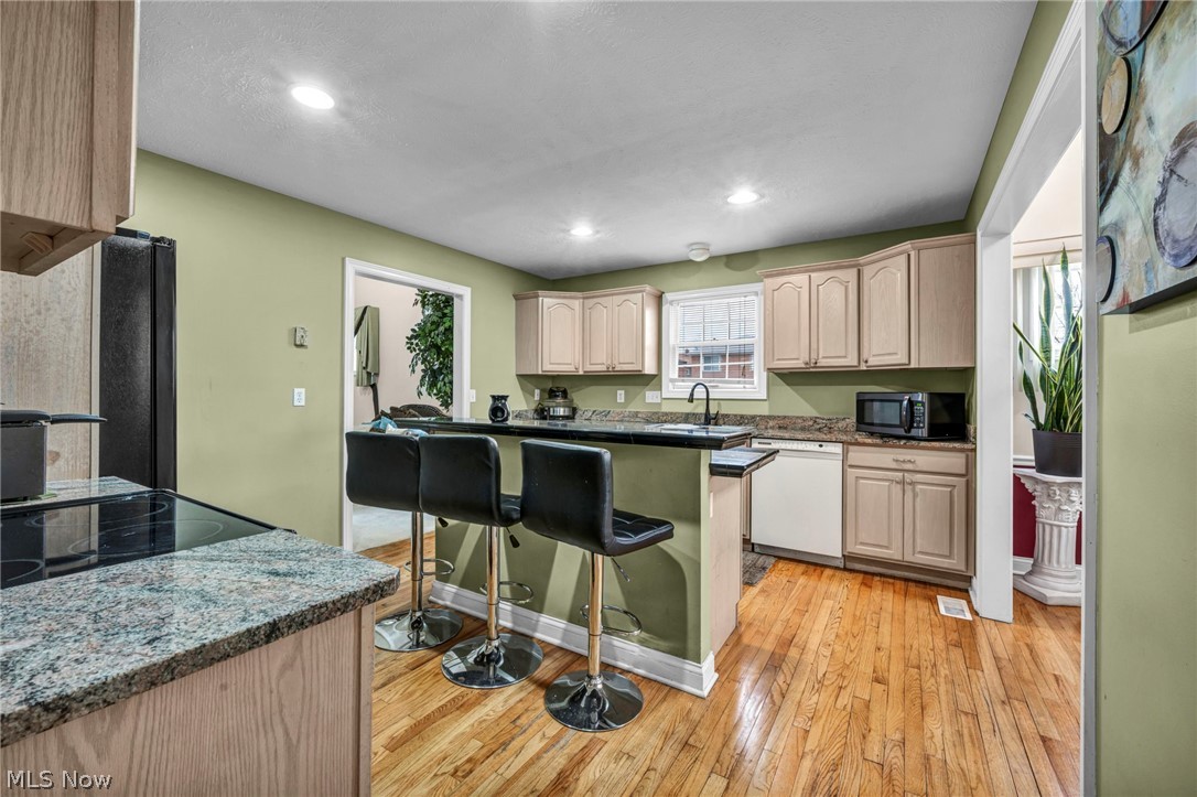 177 E 192nd Street Euclid OH 44119