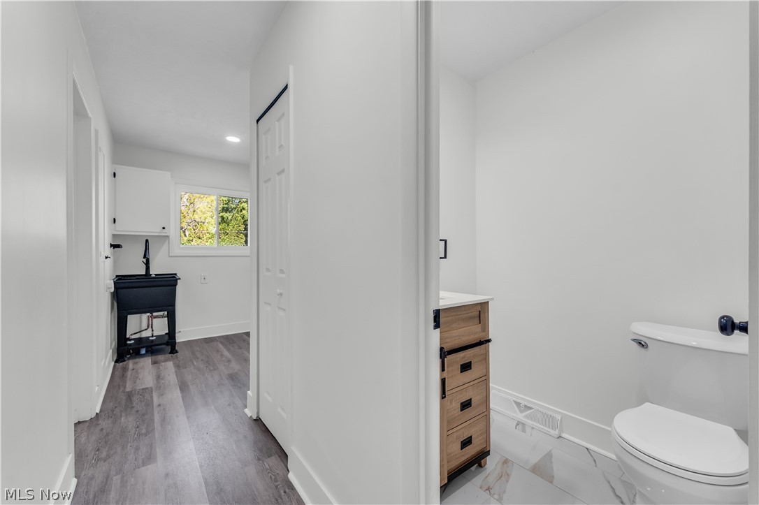 1982 Edenhall Drive Lyndhurst OH 44124