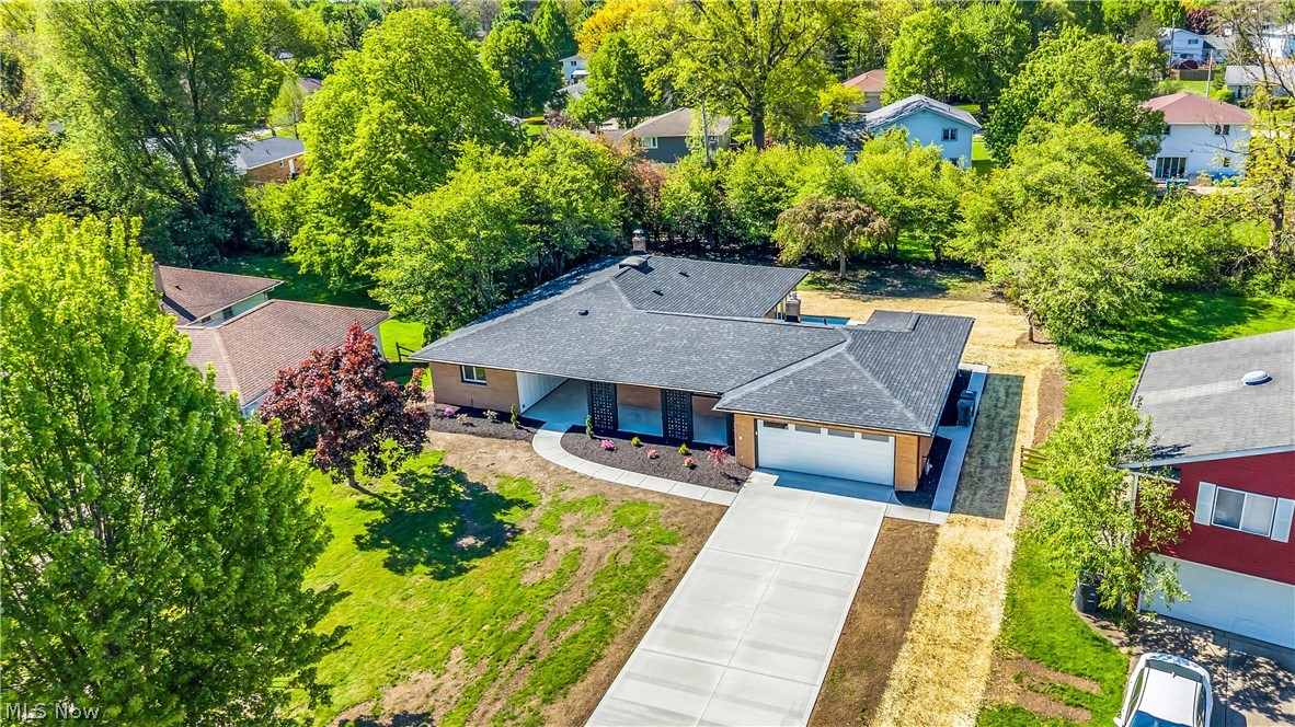1982 Edenhall Drive Lyndhurst OH 44124