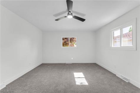 1982 Edenhall Drive Lyndhurst OH 44124