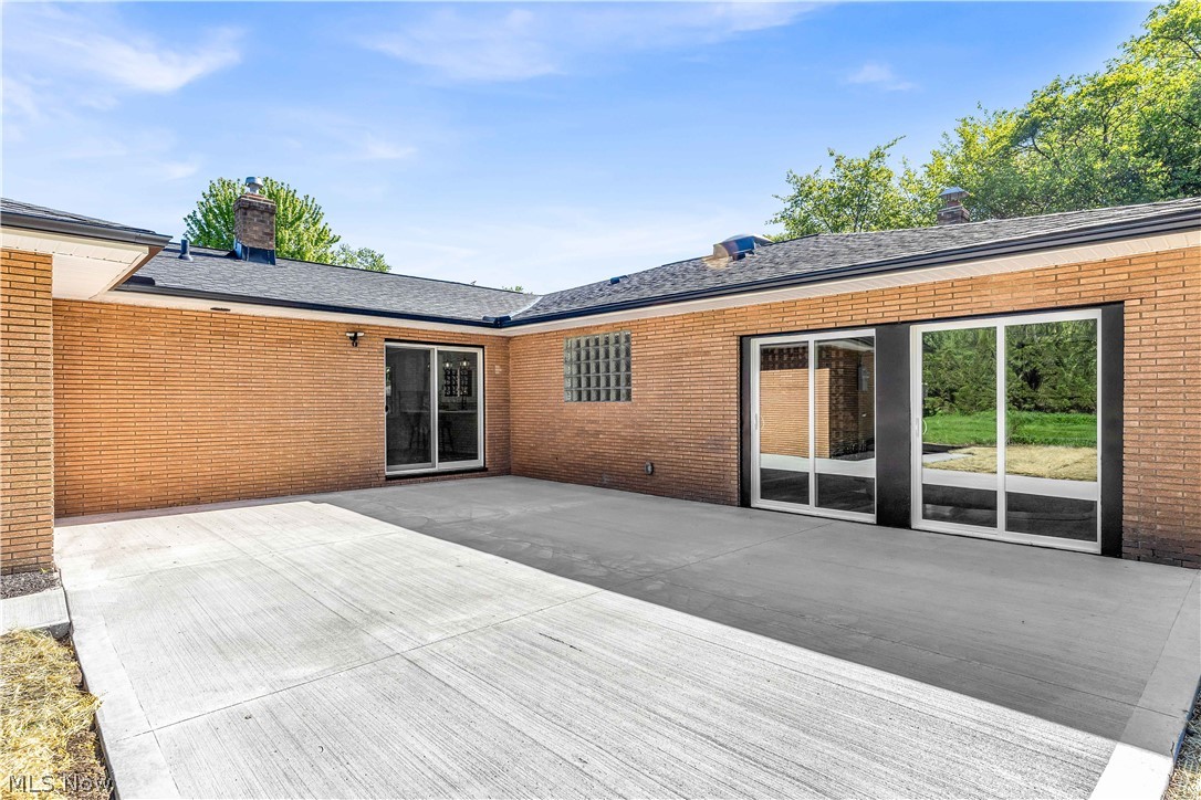 1982 Edenhall Drive Lyndhurst OH 44124