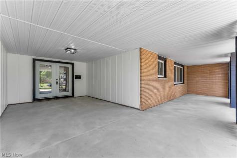 1982 Edenhall Drive Lyndhurst OH 44124