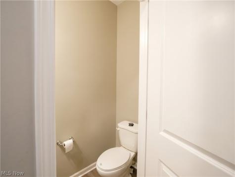 3397 Buckeye Trail Uniontown OH 44685