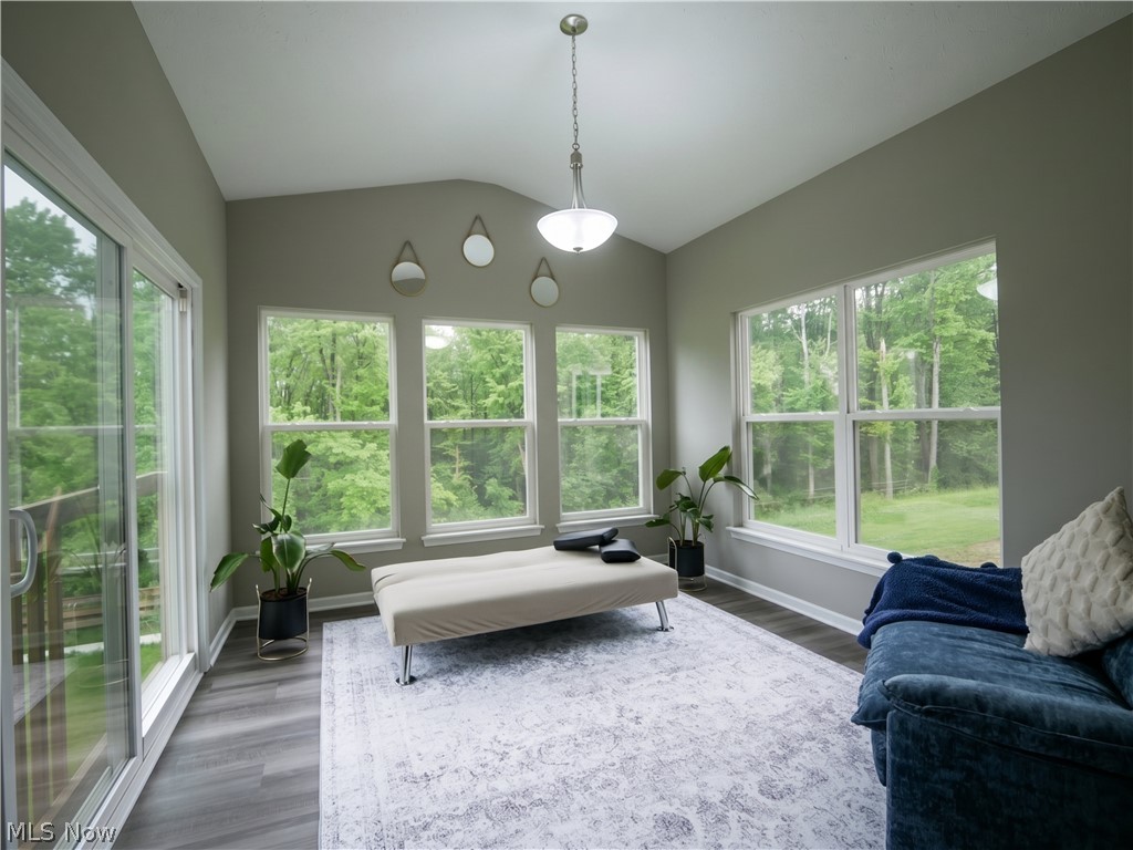 3397 Buckeye Trail Uniontown OH 44685