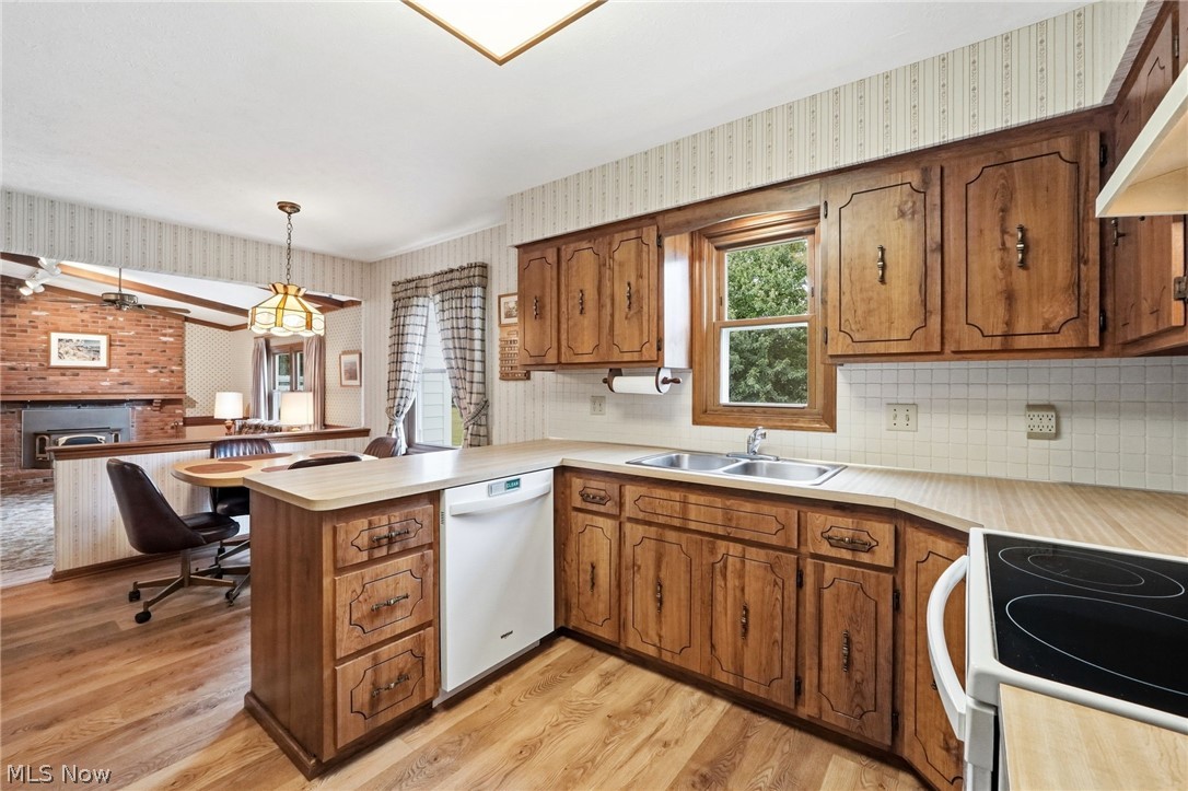 13176 Whitney Road Strongsville OH 44136
