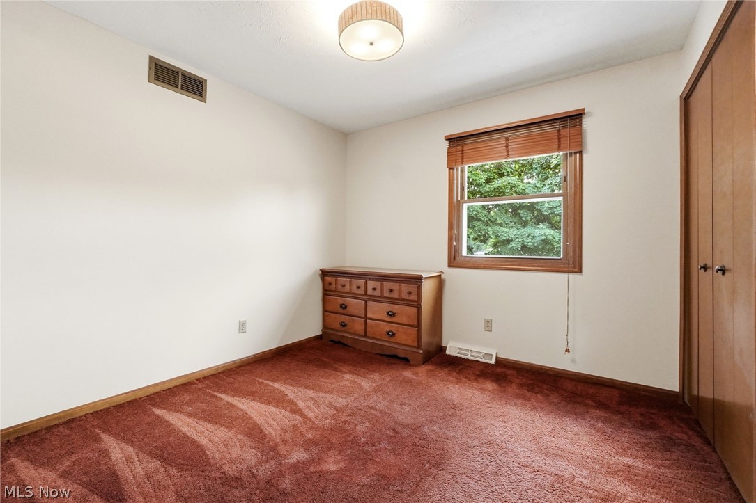 13176 Whitney Road Strongsville OH 44136