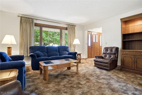 13176 Whitney Road Strongsville OH 44136
