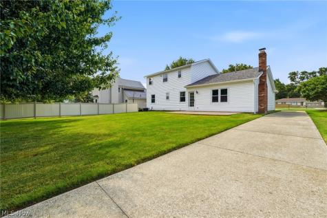 13176 Whitney Road Strongsville OH 44136