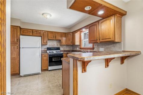 8540 Morrilton Circle NW North Canton OH 44720