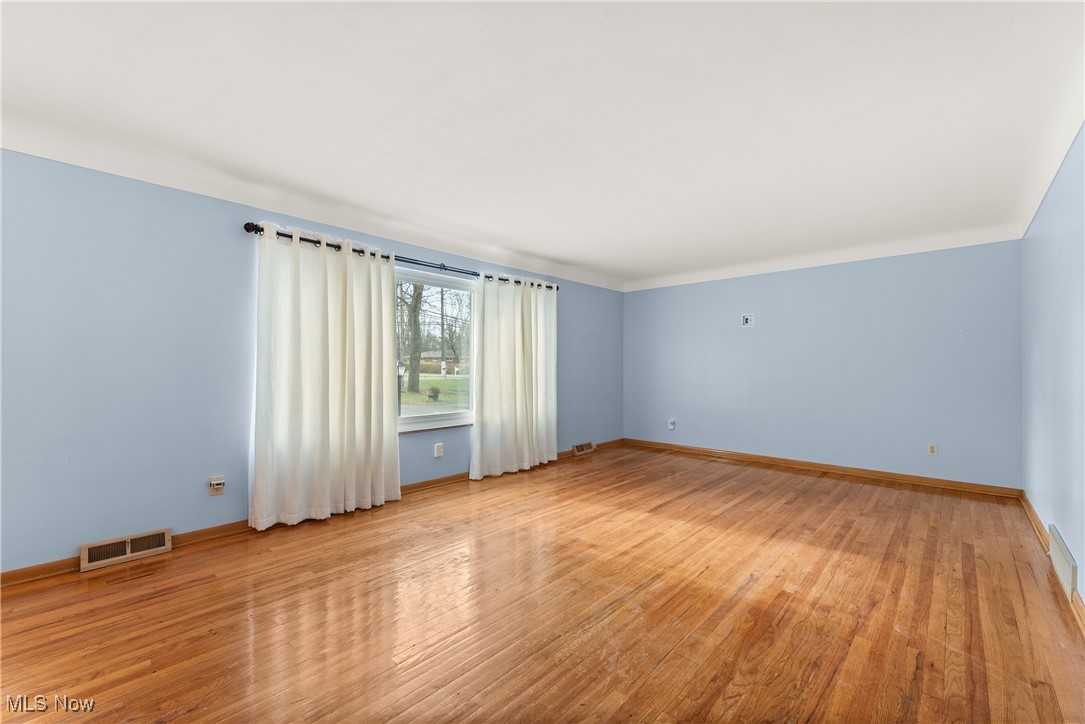 11356 Albion Road North Royalton OH 44133