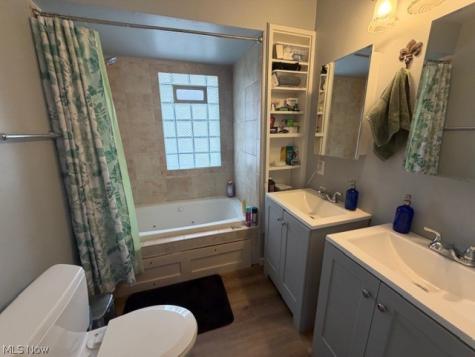 35180 Solon Road Solon OH 44139