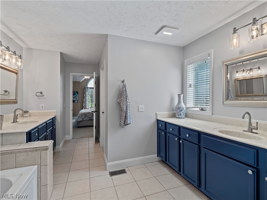 4534 Bellerive Court Avon OH 44011
