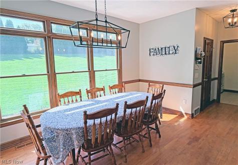 8498 Yorkshire Street NW Massillon OH 44646