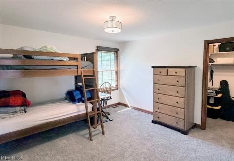 8498 Yorkshire Street NW Massillon OH 44646